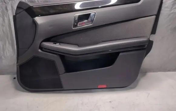 Mercedes-Benz E W212 Front door card panel trim A2127270448