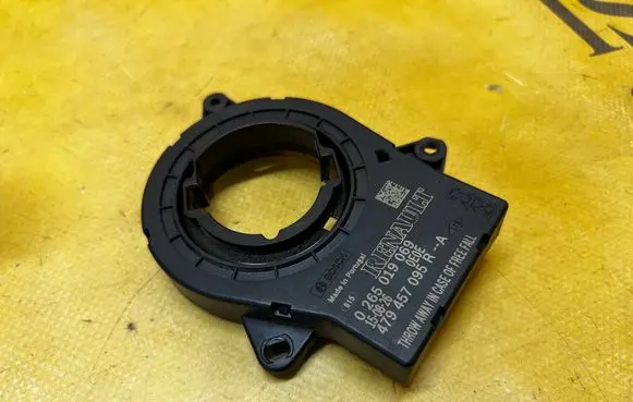 Renault Clio IV Steering angle sensor 479457095R