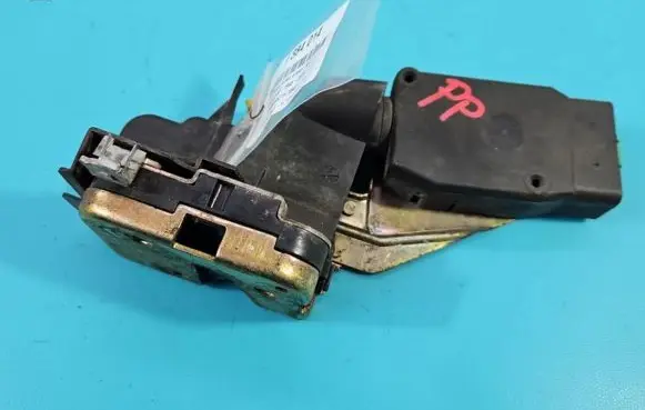 Volvo S40, V40 Front door lock IMPRK1384014