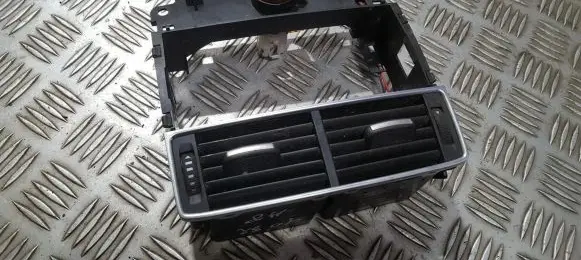Audi A8 S8 D3 4E Dash center air vent grill 4e0819203b