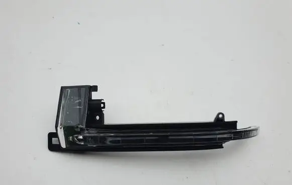Audi A4 S4 B8 8K Mirror indicator light 8K0949101E 2BM009609 4F0857527CGRU