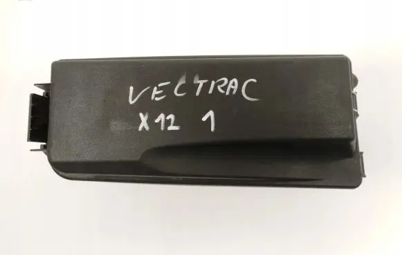 Opel Vectra C BSM Control unit 13112920
