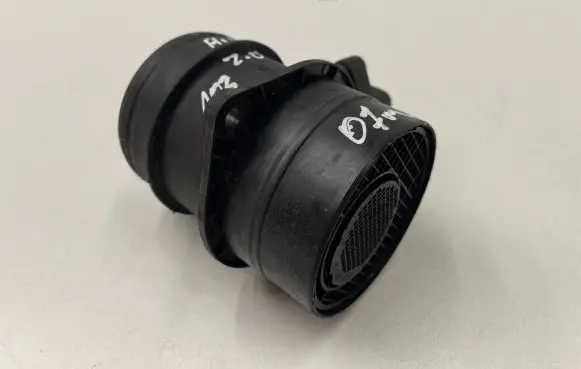 Audi A4 S4 B7 8E 8H Mass air flow meter 074906461B 0281002461
