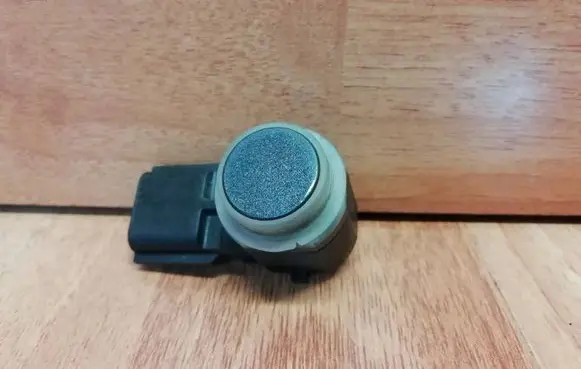 Renault Zoe Parking PDC sensor 284429973R 303959