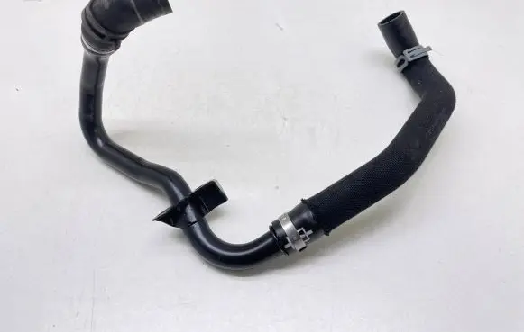 Audi A6 S6 C6 4F Engine coolant pipe/hose 059103227M