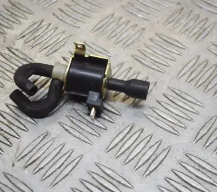 Mercedes-Benz SL R129 Turbo solenoid valve 0015408897 A0015408897
