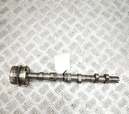 Mercedes-Benz E C207 W207 Camshaft A2760501947 A2760510139