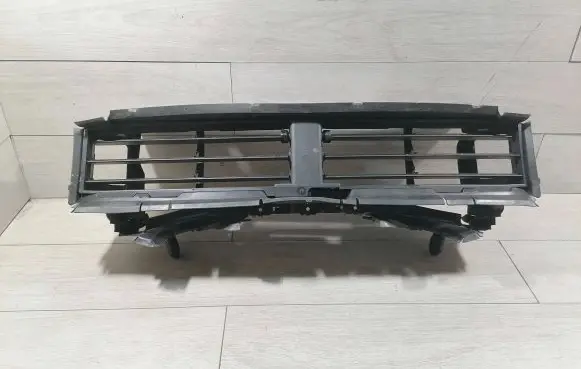 BMW X1 U11 Intercooler air guide/duct channel 5A11306-18