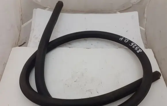 Audi A5 8T 8F Front door rubber seal 8T0831707D