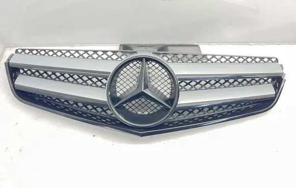 Mercedes-Benz E C207 W207 Front bumper upper radiator grill A2078880283