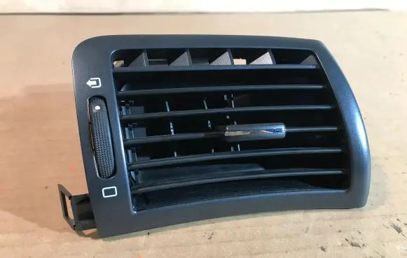 Peugeot 407 Dashboard side air vent grill/cover trim 9644589377 A1010005 A1010031