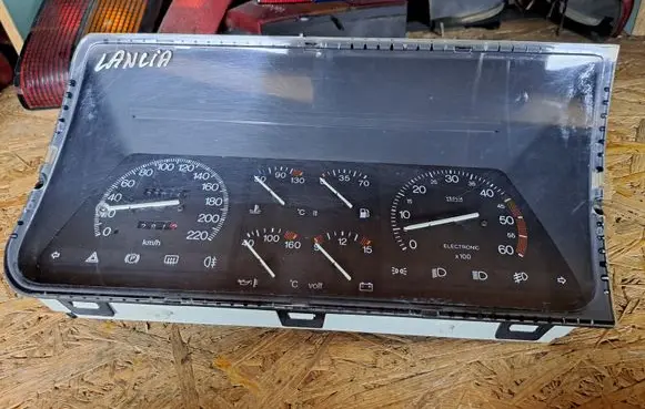 Lancia Thema Speedometer (instrument cluster) 6033250030 6033250030F 606000