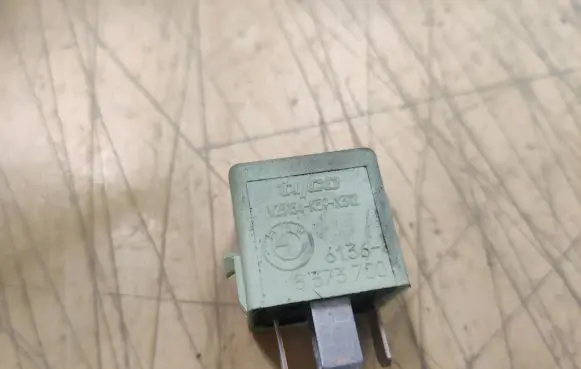 BMW X5 E53 Other relay 61368373700