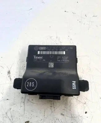 Skoda Octavia Mk2 (1Z) Gateway control module 1K0907530F