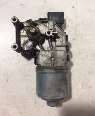 Mazda 3 I Wiper motor 0390241538