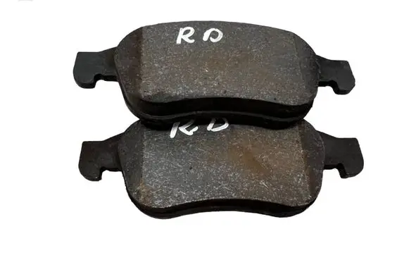Renault Megane III Brake pads (front) 90R02A08233243 LP2152CJGG 20104215