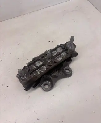 Jeep Grand Cherokee WL Gearbox mount 68375820AA