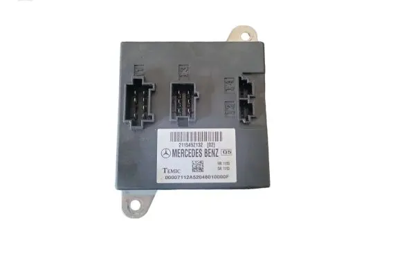 Mercedes-Benz E W211 Comfort/convenience module 2115452132