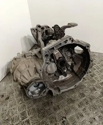 Volkswagen Caddy Manual 5 speed gearbox 0a4301103