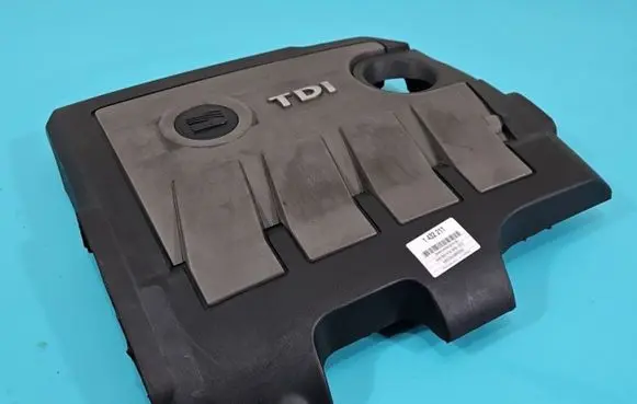 Seat Ibiza IV (6J,6P) Engine cover (trim) 03L103925J IMPRK1432211