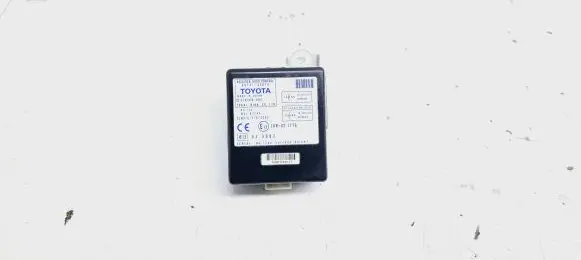 Toyota Corolla Verso AR10 Door control unit/module 897410F010