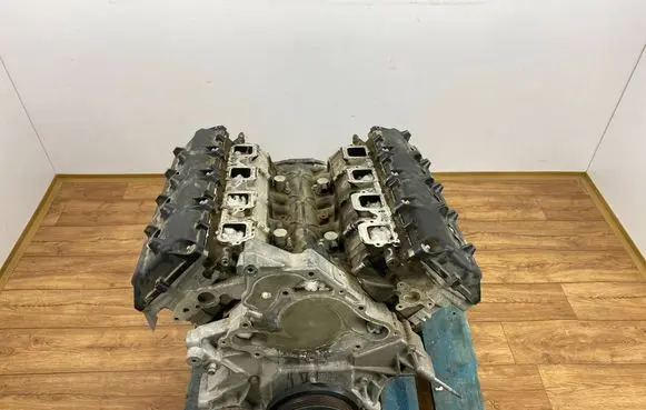Dodge Challenger Engine block P04892457TA-pinya