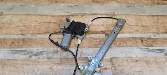 Nissan Qashqai Rear door window regulator with motor 402191A