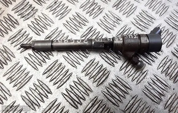 Hyundai Tucson LM Fuel injector 0445110258 3380027400