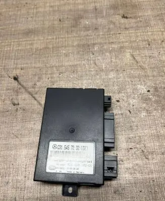 Mercedes-Benz C W203 Tow bar trailer control unit/module A0315457232 5DS00810201
