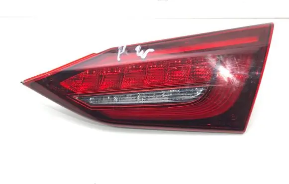 Infiniti Q50 Rear/tail lights