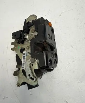 Mercedes-Benz Vito Viano W639 Sliding door lock 456208004001 19042005 A6397300535
