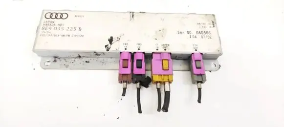 Audi A4 S4 B6 8E 8H Antenna control unit 8E9035225B