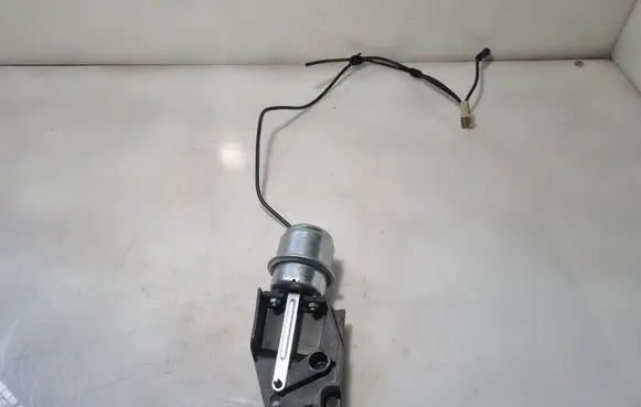 Ford Transit Valve vacuum 98VW18B828BA