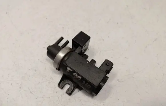 Valve vacuum