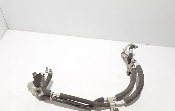Volvo EX30 Air conditioning (A/C) pipe/hose 8890248928