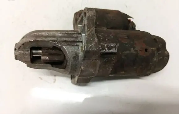 Subaru Legacy Starter motor 23300AA450 M000T30471