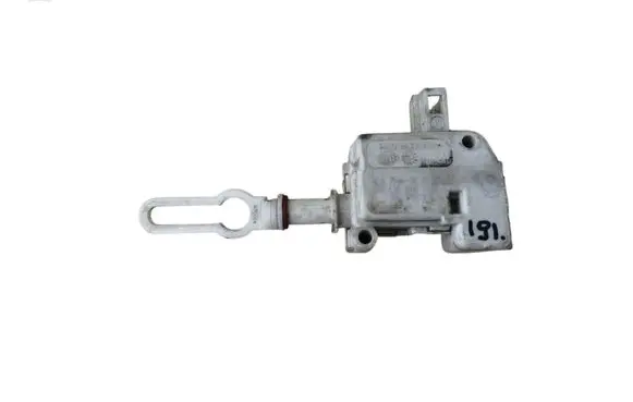 Volkswagen Bora Fuel tank cap lock 1J0810773A