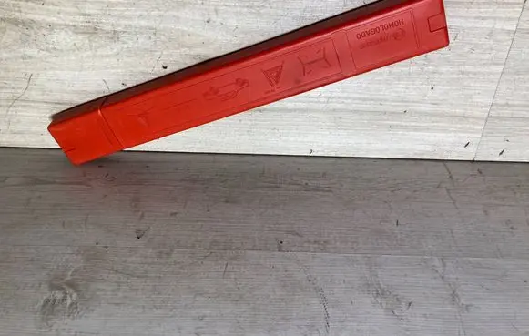 Ford Kuga II Emergency warning sign ECER27