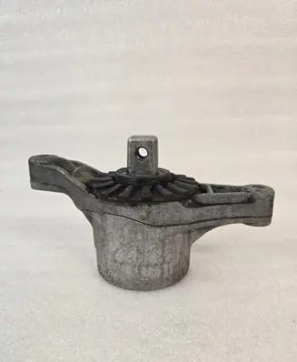 Engine mount bracket