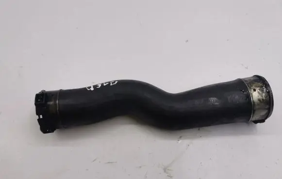 BMW 5 F10 F11 Intercooler hose/pipe