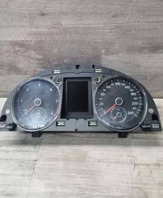 Volkswagen PASSAT CC Speedometer (instrument cluster) A2C53219792 A2C53375897