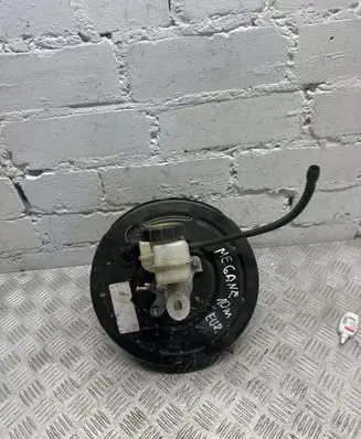 Renault Megane III Brake booster 472100013R