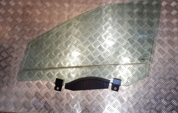 Mercedes-Benz S W221 Front door window glass four-door MERCEDESBENZ 252