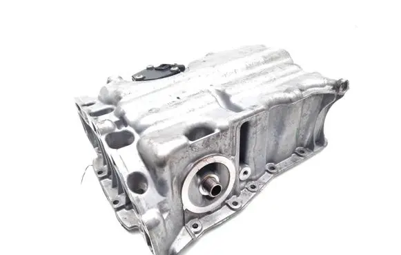 Volkswagen Polo V 6R Oil sump 04C103603C 06E907660C 6PR01041820