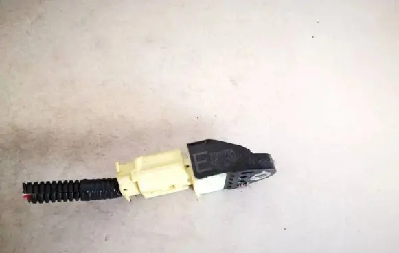 Toyota RAV 4 (XA30) Airbag deployment crash/impact sensor 8983133020 89831-33020