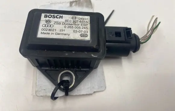 Audi A4 S4 B6 8E 8H ESP acceleration yaw rate sensor 8E0907637A