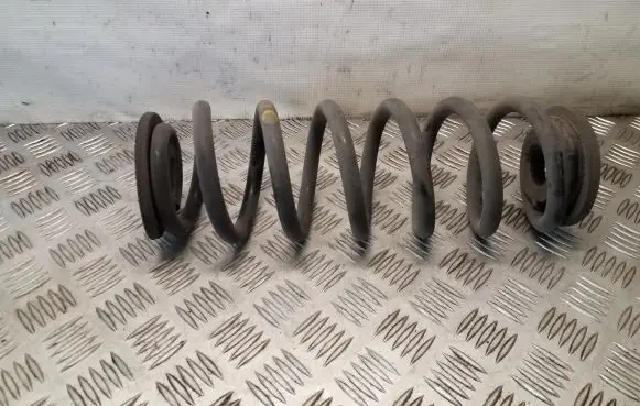 Volkswagen Sharan Rear coil spring