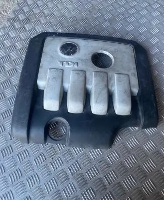 Volkswagen Golf Plus Engine cover (trim) 03G103925BG 03G103925BE 030103