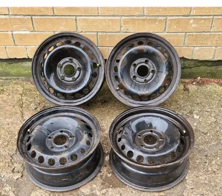 Renault Megane III R15 steel rim 403006026R