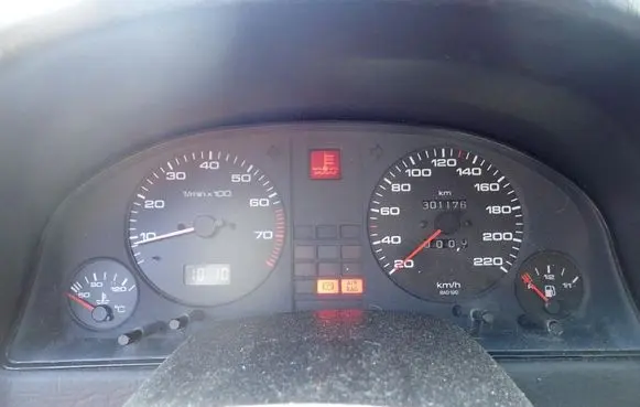 Audi 80 90 S2 B4 Speedometer (instrument cluster) 8A0919033BK